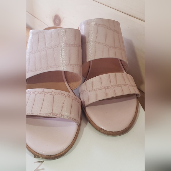 Tamara/London Blush Heels/Sandals - Picture 2 of 4